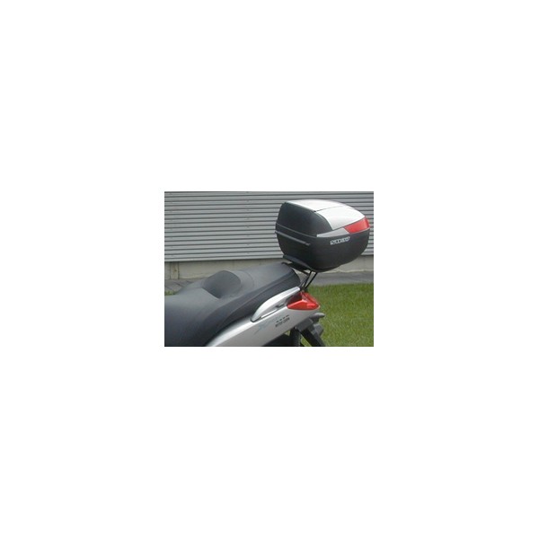 FIJACION PARA MALETA SUPERIOR YAMAHA X-MAX 125-250