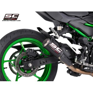 SC Project para KAWASAKI Z500 (2024 - 2026) - Escape CR-T carbono, con malla antipiedras