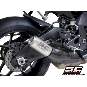 SC Project para YAMAHA YZF R1 (2020 - 2025) - R1M - Escape CR-T titanio, con malla antipiedras