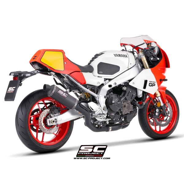 SC Project para YAMAHA XSR900 GP (2024 - 2026) - Línea de escape completa 3-1 acero inoxidable, con escape Oval R60 carbono, neg