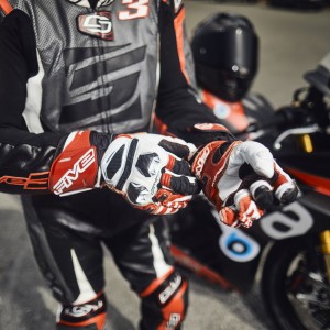GUANTES FIVE RFX RACE V2 BLANCO / ROJO