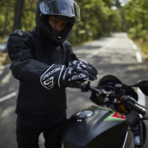 GUANTES FIVE RFX1 NEGRO / BLANCO