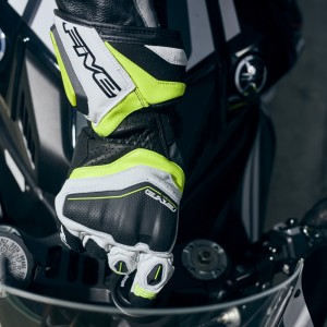 GUANTES FIVE RFX4 EVO NEGRO / BLANCO
