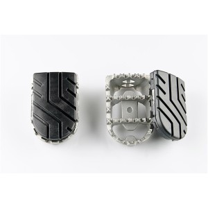 Kit reposapiés ION Triumph Thruxton (04-15).
