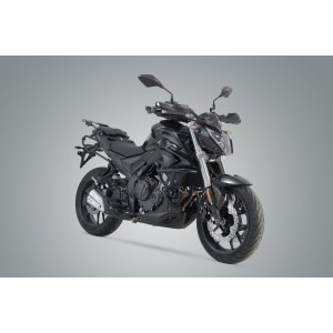 Soporte lateral derecho SLC Negro. Voge 500R (19-) / R6525 (25-).