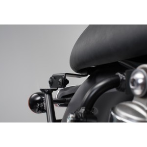 Adaptador para Soporte lateral SLC/V-LOC izquierda Triumph Bonneville T100/T120 (15-).