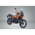 Soporte lateral PRO Negro. KTM 125 SMC R, 250 Adv, 390 Adv (25-).