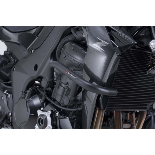 Protecciones laterales de motor Negro. Kawasaki Z1100 (25-).