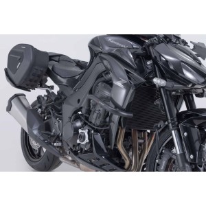 Protecciones laterales de motor Negro. Kawasaki Z1100 (25-).