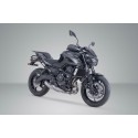 Soporte lateral izquierdo V-LOC Kawasaki Z650 / Ninja 650 (16-), Z650 S (25-).