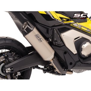 SC Project para HONDA X-ADV 750 (2025 - 2026) - Escape SC1-X titanio