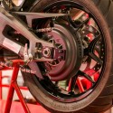 DUCATI PANIGALE V2/V2 S a partir de 2025 - Protector de cadena Karter Negro