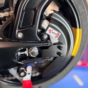 TRIUMPH TIGER SPORT 660 a partir de 2025 - Protector de cadena Karter Negro