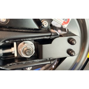 TRIUMPH TIGER SPORT 660 a partir de 2025 - Protector de cadena Karter Negro