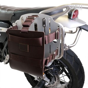 Porta bolsos en aluminio con frontal de cuero ajustable