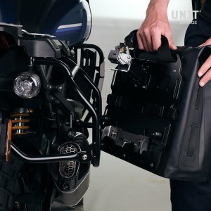 Dos bolsas laterales khali en tpu 35l - 45l + par de placas de aluminio con marcos aprilia tuareg 660