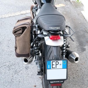 Alforja lateral scram ante encerado 22l-30l + subchasis izquierdo triumph speed twin 1200 (2019 en adelante)