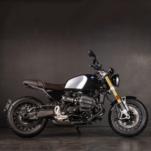 Portamatrículas bajo bmw r12 ninet