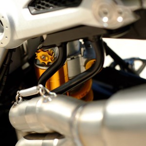 Soporte alto silenciador con Öhlins