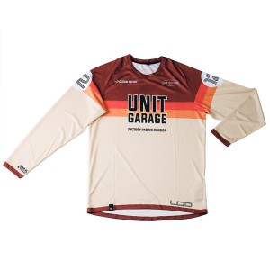 Garaje de la unidad de camiseta de carreras - vhs