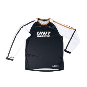 Garaje de la unidad de camiseta de carreras - patrimonio